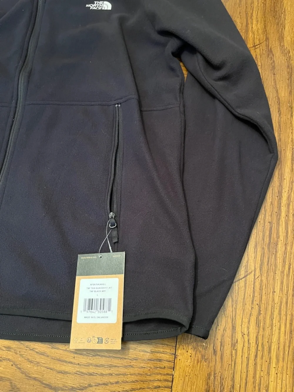 The North Face TKA Glacier Full-Zip Fleece Jacket in TNF Black, size large,‎ NWT